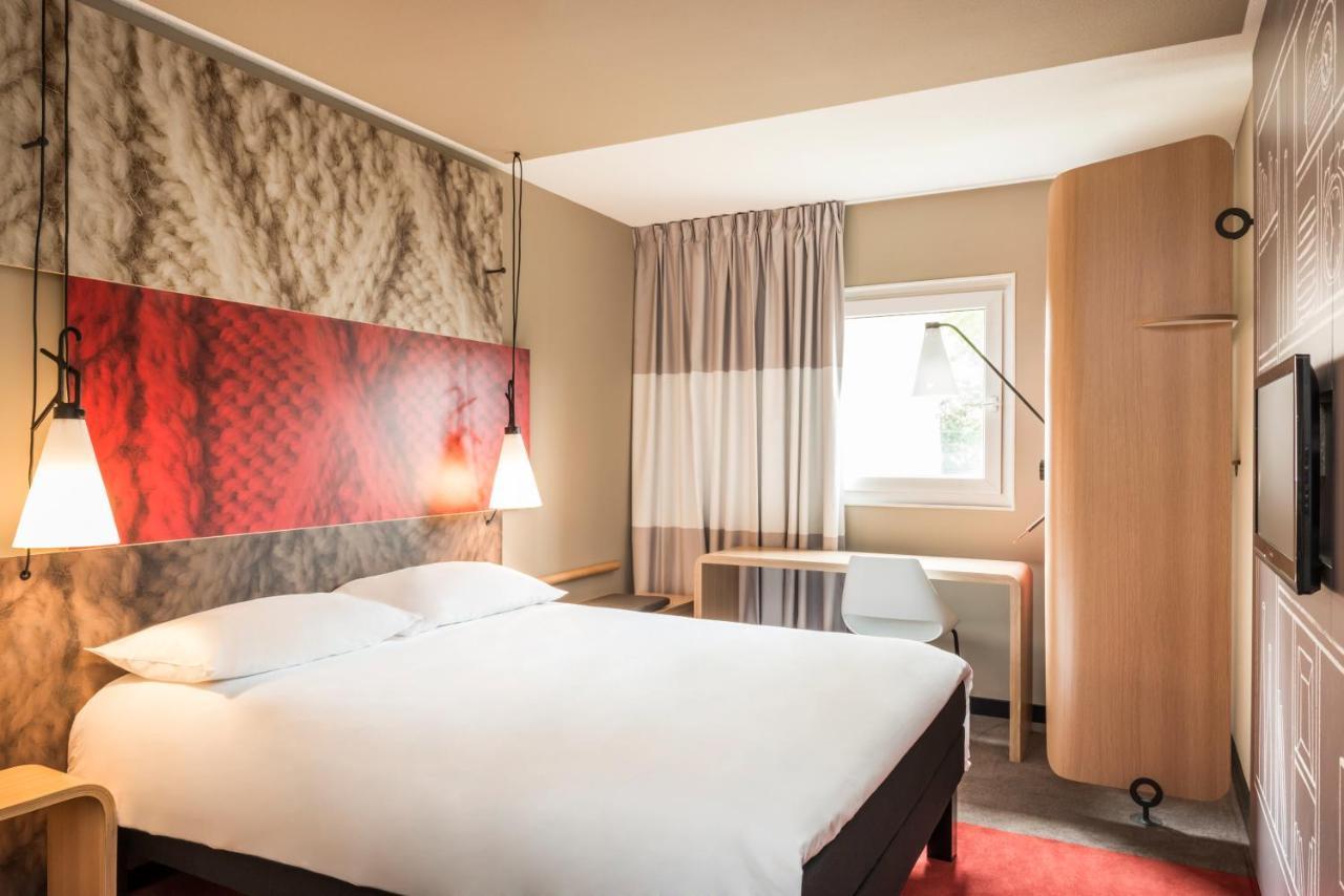 ไอบิส บอร์โด ซองทร์ การ์ แซ็งฌ็อง Hotel ภายนอก รูปภาพ