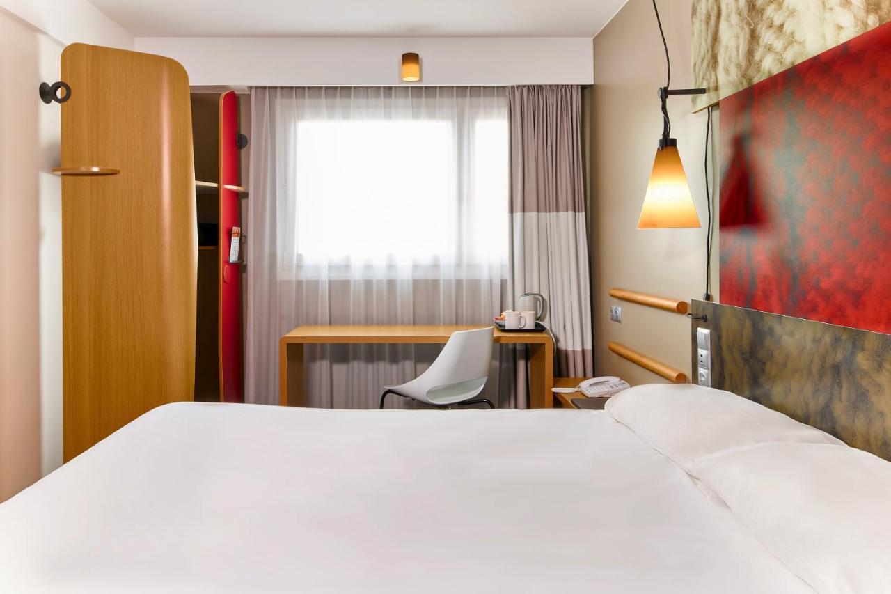 ไอบิส บอร์โด ซองทร์ การ์ แซ็งฌ็อง Hotel ภายนอก รูปภาพ