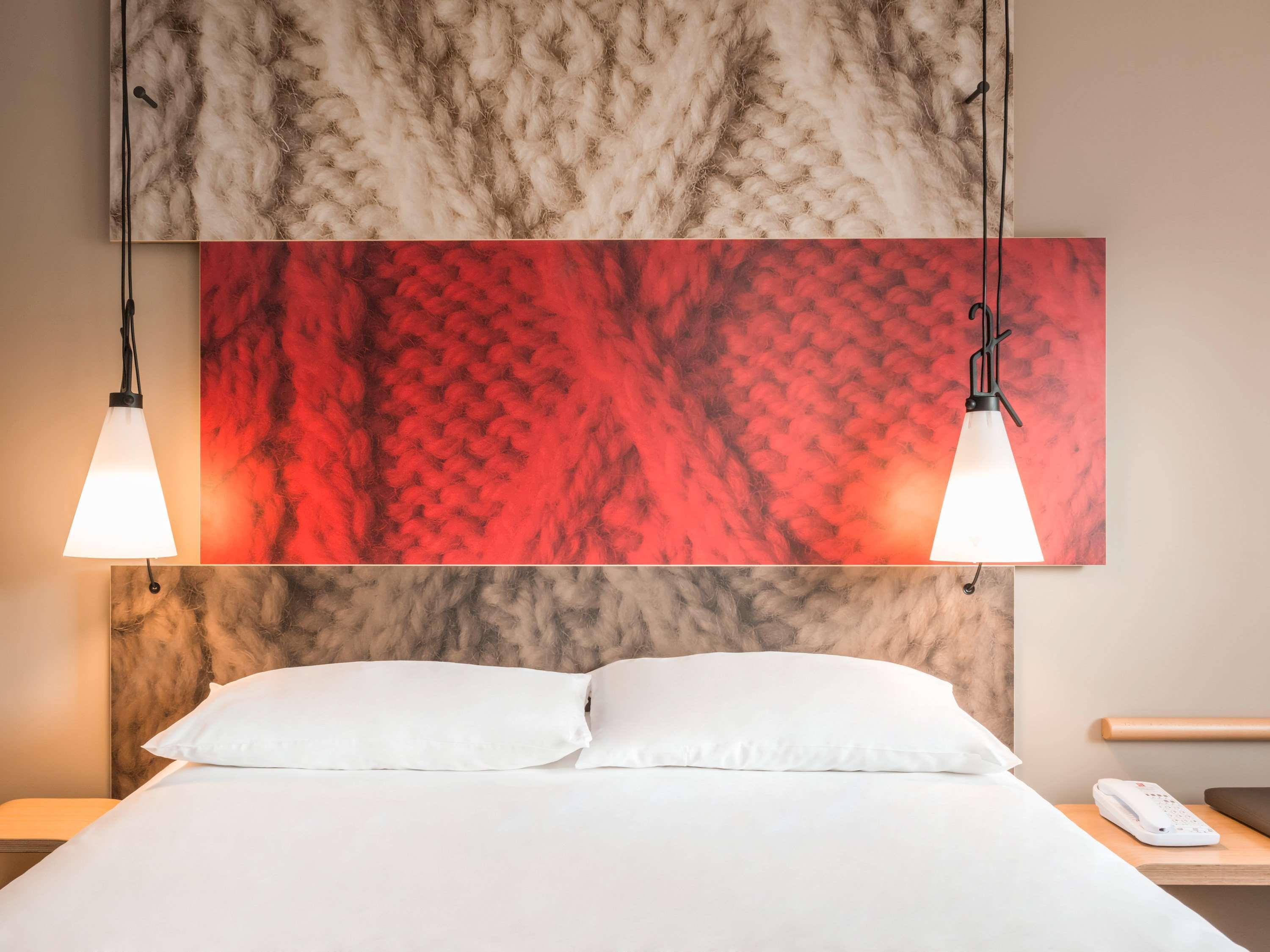 ไอบิส บอร์โด ซองทร์ การ์ แซ็งฌ็อง Hotel ภายนอก รูปภาพ