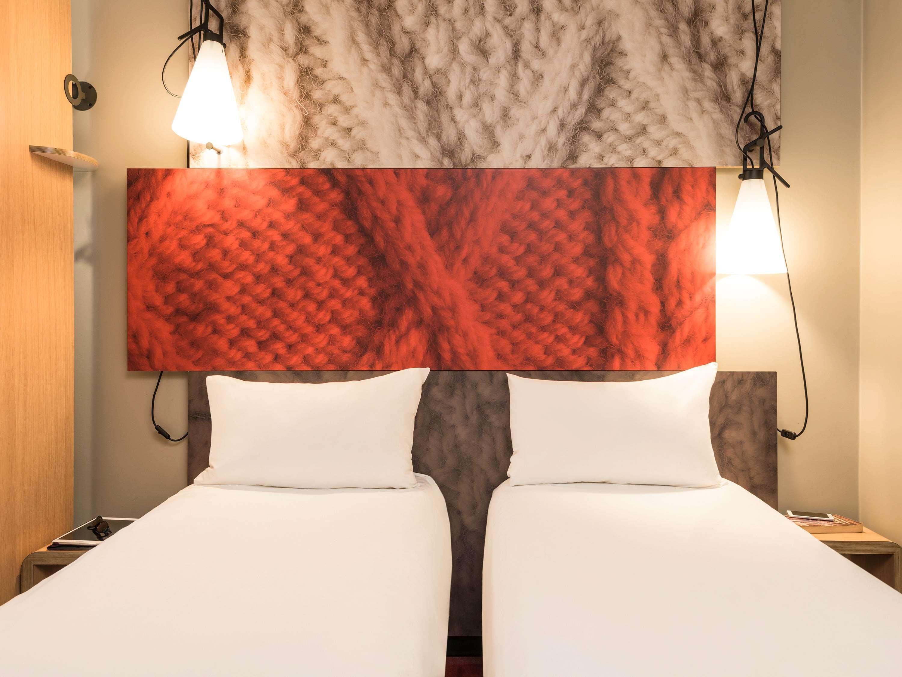 ไอบิส บอร์โด ซองทร์ การ์ แซ็งฌ็อง Hotel ภายนอก รูปภาพ